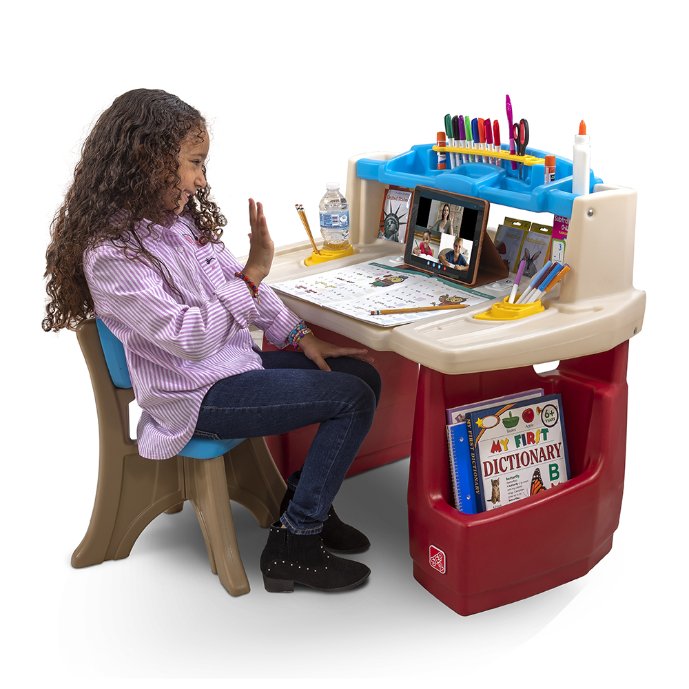 step2 deluxe art desk