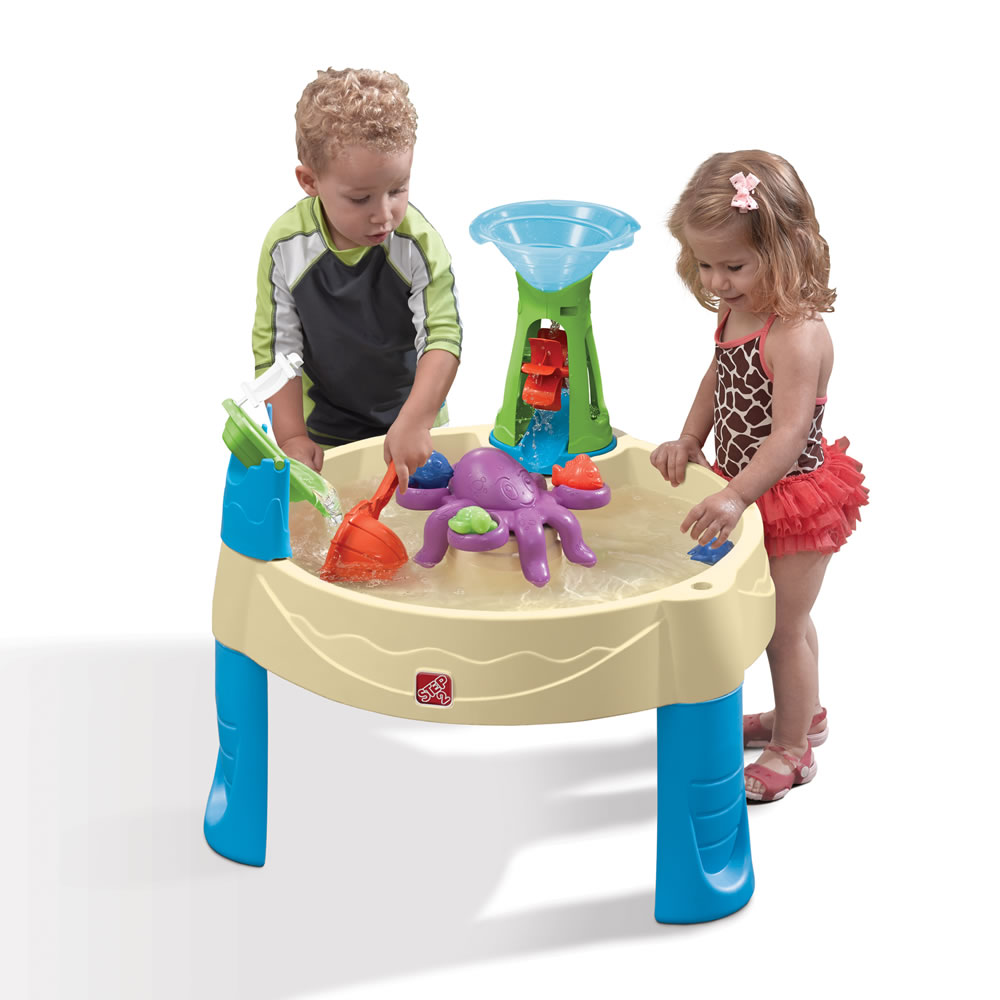 toddler sand and water table