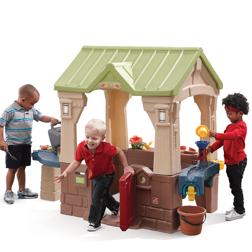 toddler outdoor house