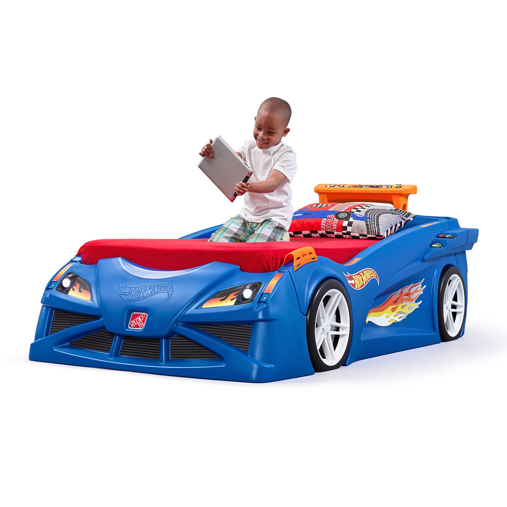 hot wheels blue car