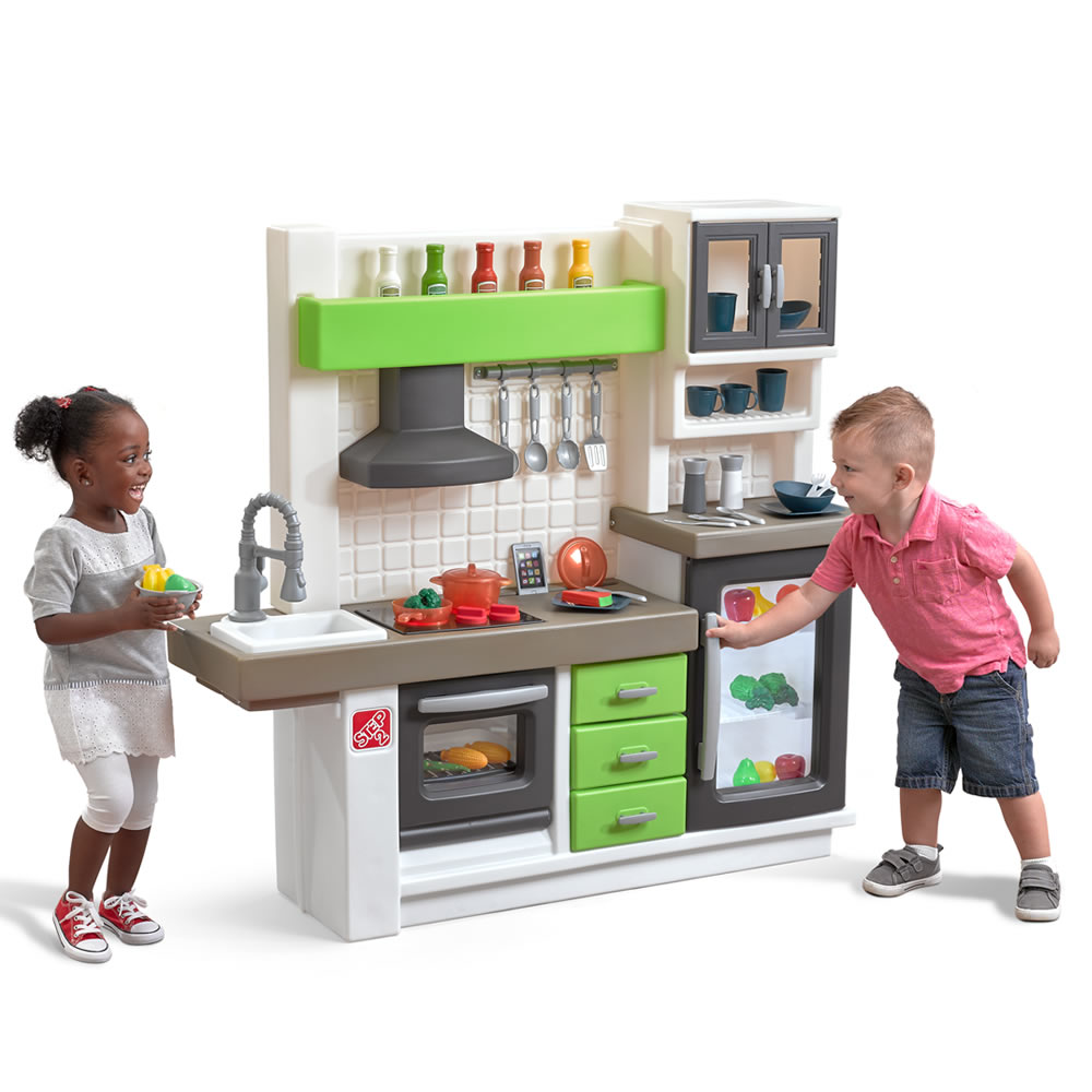 step 2 kids kitchen